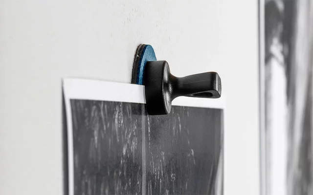 Gancho Magnético Silwy Flex Incl. Almohadillas Metálicas De Nano Gel De 5 Cm. 8 Pcs. Negro 5 Gancho Magnético Silwy Flex Incl. Almohadillas Metálicas De Nano Gel De 5 Cm. 8 Pcs. Negro - Imagen 3