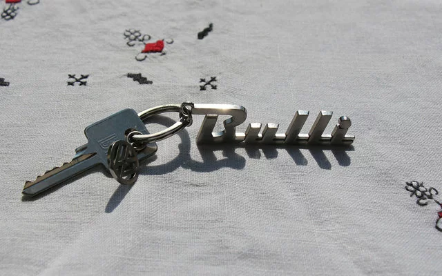 Llavero Con Letras VW Collection Bulli 4 Llavero Con Letras VW Collection Bulli - Imagen 2