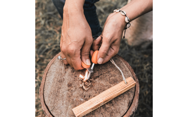 Light My Fire Swedish Firesteel BIO Scout 2in1 Fire Starter With Signal Whistle Hazyblue 4 Light My Fire Swedish Firesteel BIO Scout 2in1 Fire Starter With Signal Whistle Hazyblue - Imagen 2